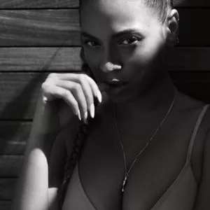 Beyonce Knowles sexy naked