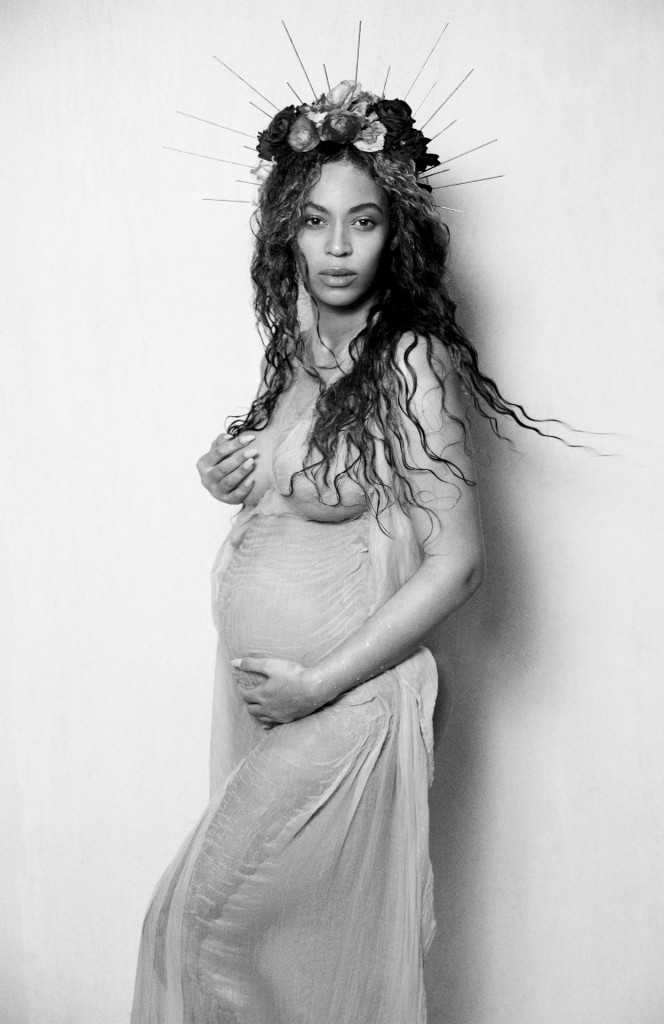 Beyonce Knowles topless picture