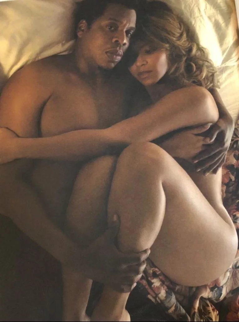 Beyonce OTR2 nude in bed with Jay Z