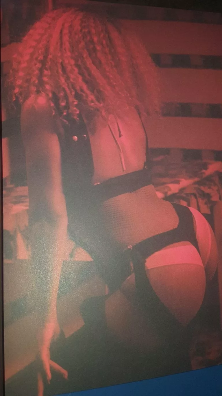 Beyonce OTR2 thong ass