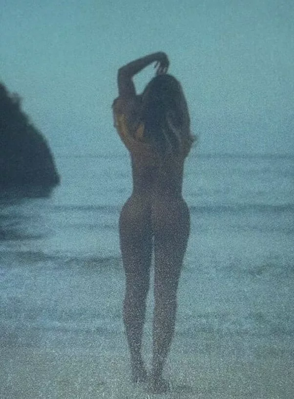 Beyonce OTR2 bare booty