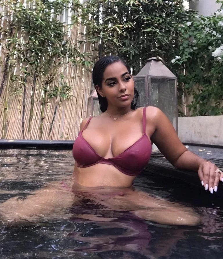 Ayisha Diaz leaked nude