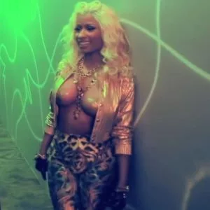 Nicki Minaj doggy style