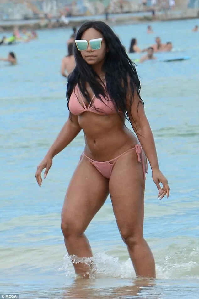 Naked pictures of ashanti