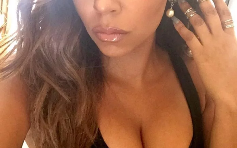 WOW!! See Ashanti TOTALLY Nude In These Pics!