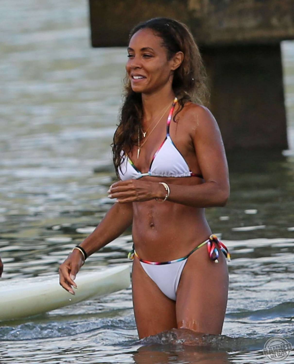 Jada Pinkett Smith hot