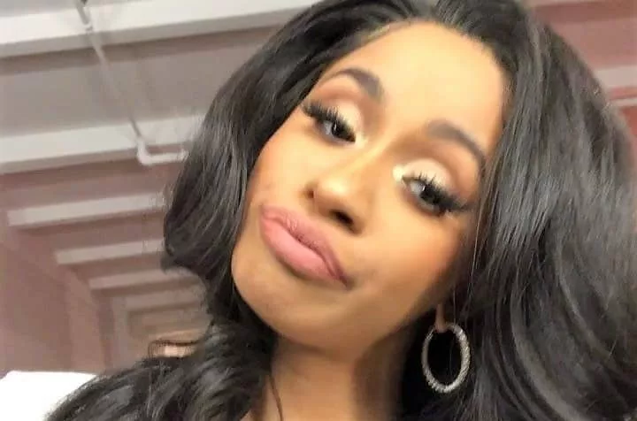 Cardi B sexy selfie