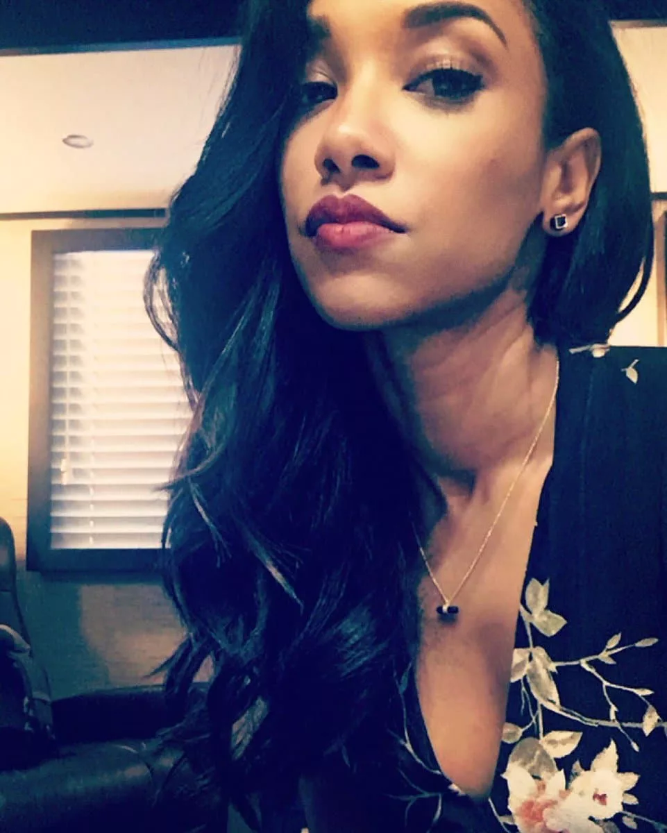 Candice patton leaked